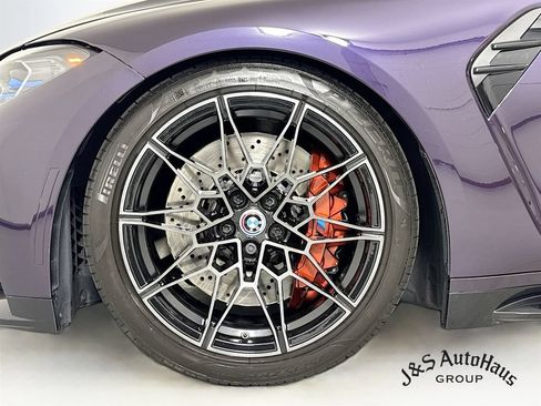 Used 2022 BMW M3 Competition w/ M Carbon Exterior Package AWD/4WD image 38