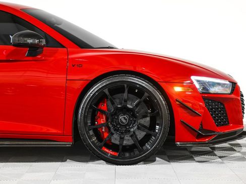 Used 2023 Audi R8 V10 GT RWD image 4
