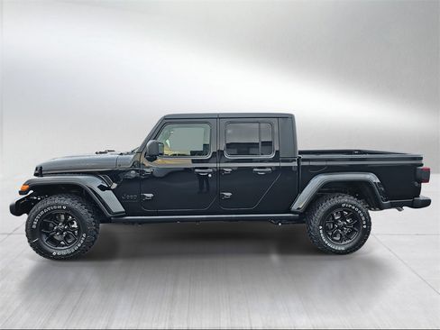 New 2026 Jeep Gladiator Willys image 3
