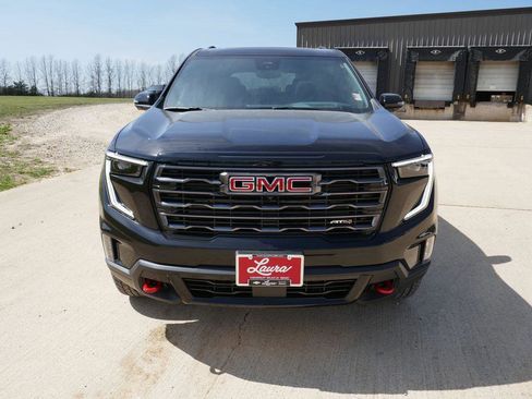 New 2026 GMC Acadia AT4 image 8