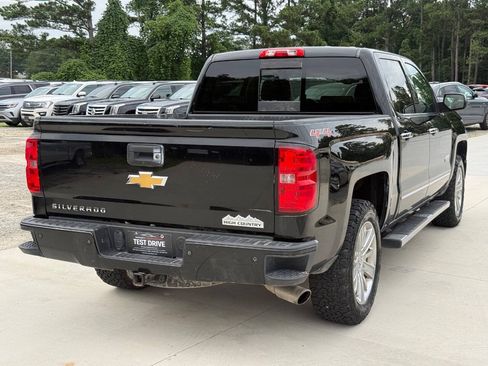 Used 2015 Chevrolet Silverado 1500 High Country w/ High Country Premium Package AWD/4WD image 5