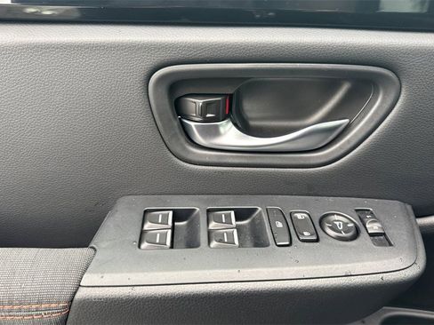 Certified 2025 Honda Pilot Sport image 13