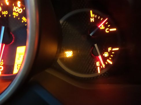 Used 2012 Toyota 4Runner SR5 w/ Convenience Pkg image 19