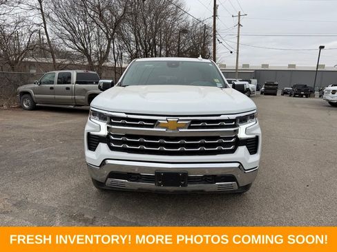 Used 2023 Chevrolet Silverado 1500 LTZ image 2