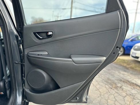 Used 2018 Hyundai Kona Limited image 20