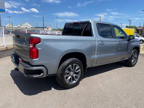 Used 2023 Chevrolet Silverado 1500 RST AWD/4WD image 5