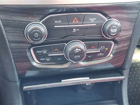 Used 2021 Chrysler 300 Touring w/ Sport Appearance Package image 19