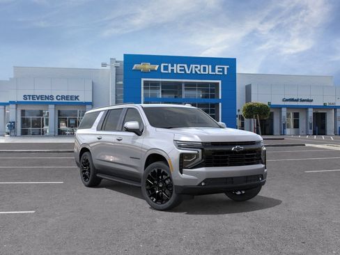 New 2026 Chevrolet Suburban RST w/ Advanced Technology Package AWD/4WD image 9