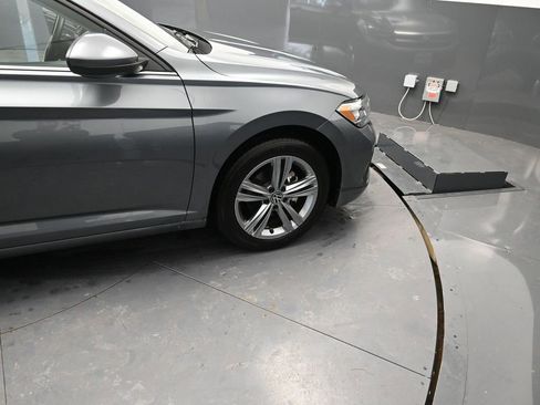 Used 2024 Volkswagen Jetta SE image 21