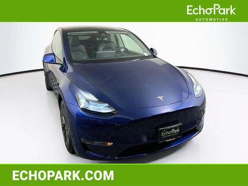 Used 2024 Tesla Model Y Long Range AWD/4WD image 1