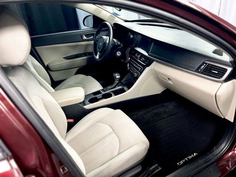 Used 2018 Kia Optima LX image 20