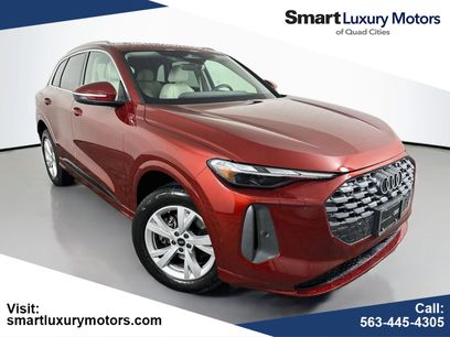 Used 2025 Audi Q5 Premium w/ Convenience Package