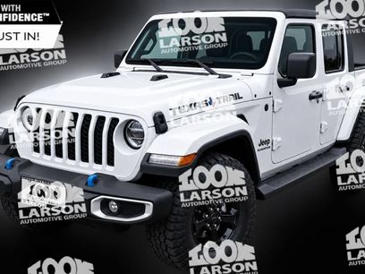Used 2023 Jeep Gladiator Sport