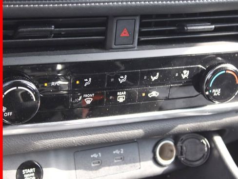 Certified 2024 Nissan Rogue S image 35