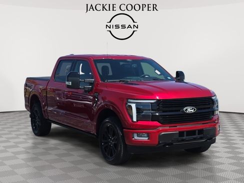 Used 2025 Ford F150 Platinum w/ FX4 Off-Road Package AWD/4WD image 3