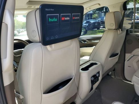 Certified 2023 GMC Yukon XL Denali image 12