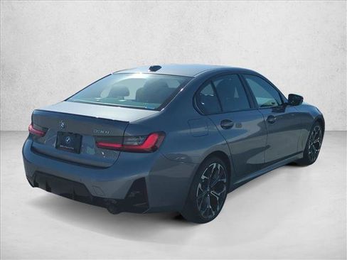 New 2026 BMW 330i Sedan w/ M Sport Package RWD image 2