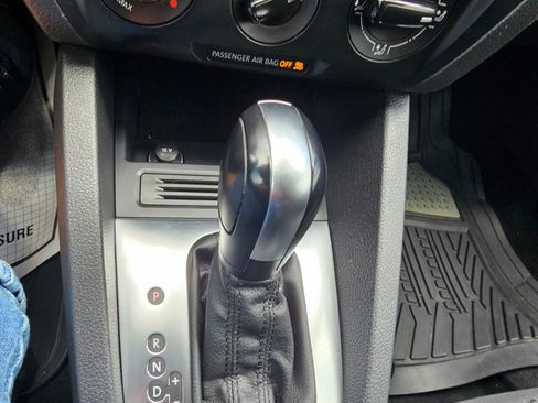 Used 2014 Volkswagen Jetta S FWD image 35