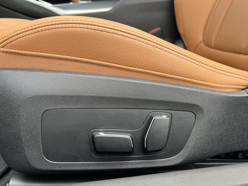Certified 2025 BMW 230i Coupe RWD image 38
