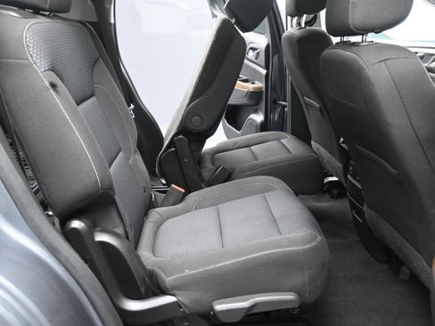 Used 2020 GMC Acadia SLE w/ Driver Convenience Package image 28