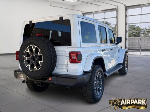 New 2026 Jeep Wrangler Sahara image 4