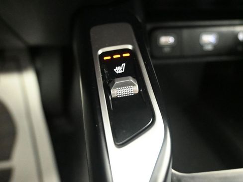 Certified 2022 Kia Sorento EX w/ Panoramic Sunroof Package image 22