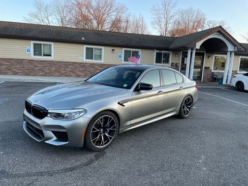 Used 2019 BMW M5 w/ Executive Package AWD/4WD image 1