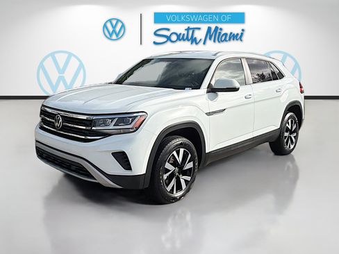 Used 2022 Volkswagen Atlas Cross Sport SE FWD image 3