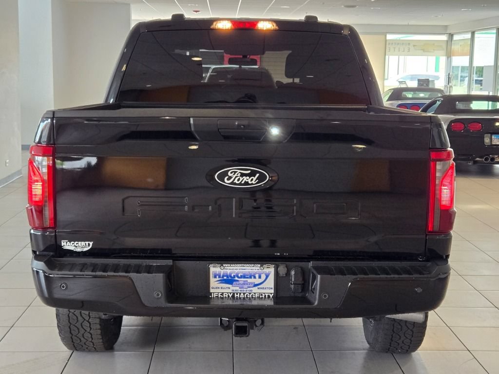 Used 2024 Ford F150 XLT w/ XLT Black Appearance Package AWD/4WD image 11