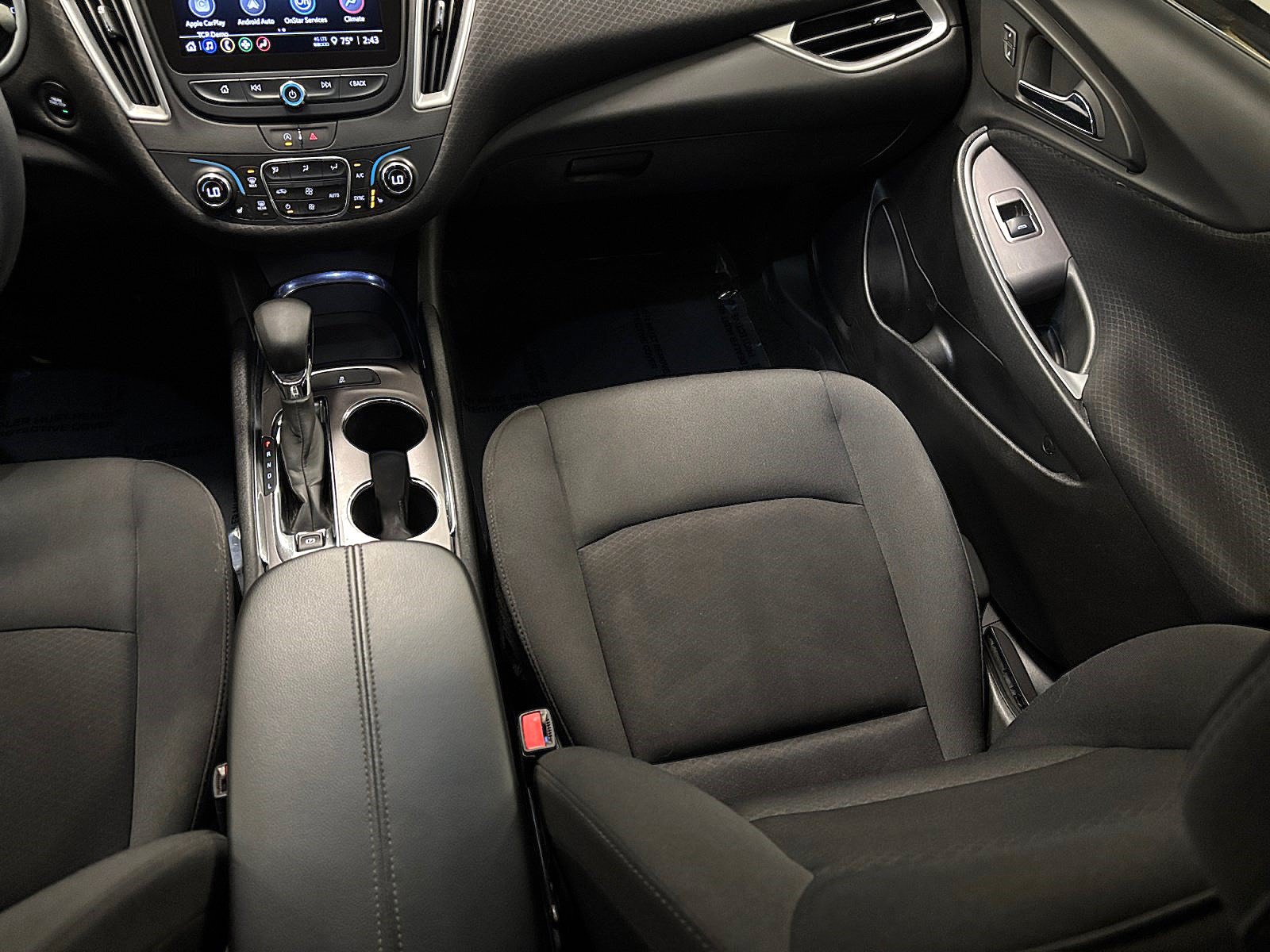 Used 2023 Chevrolet Malibu LT FWD image 16