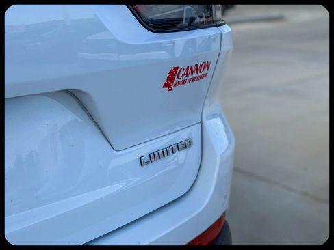 Used 2025 Jeep Grand Cherokee L Limited RWD image 14