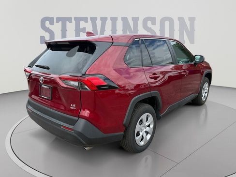 Used 2025 Toyota RAV4 LE AWD/4WD image 5
