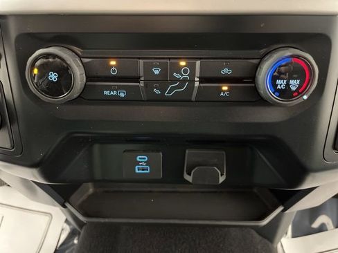 Used 2023 Ford F150 XLT image 30