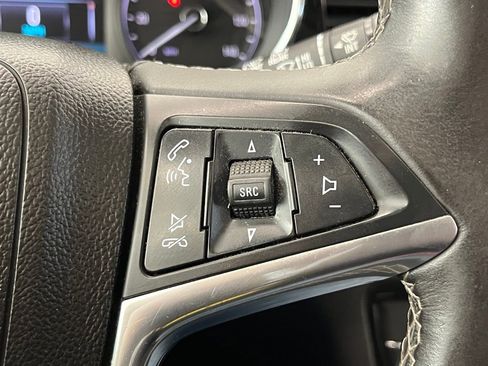 Used 2018 Buick Encore Preferred image 22