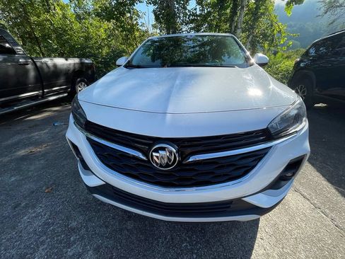 Used 2021 Buick Encore GX Preferred w/ Cold Weather Comfort Package AWD/4WD image 2