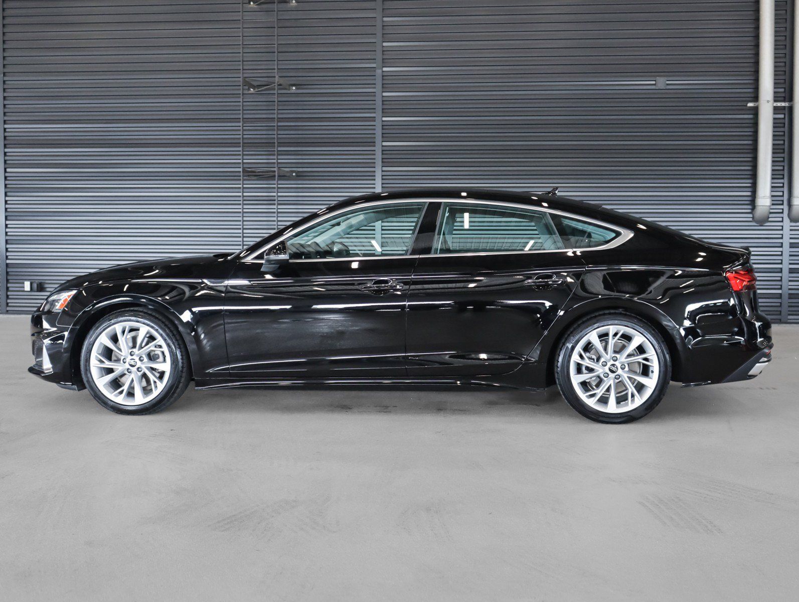 Used 2023 Audi A5 2.0T Premium Plus w/ Premium Plus AWD/4WD image 14