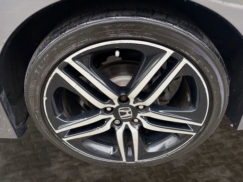 Used 2017 Honda Accord Sport image 33