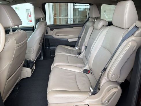Used 2018 Honda Odyssey EX-L image 18
