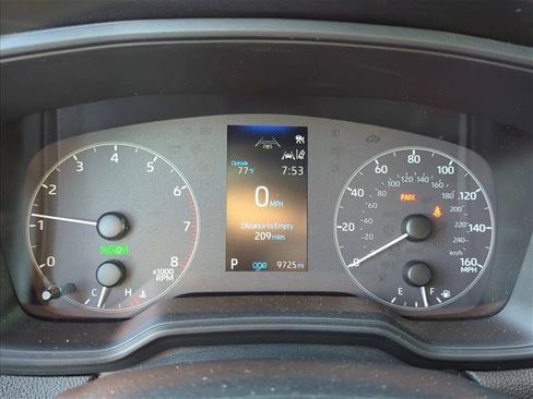 Used 2024 Toyota Corolla Cross AWD Hybrid image 16