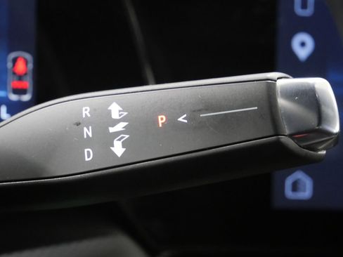 Used 2025 Chevrolet Equinox LT image 18