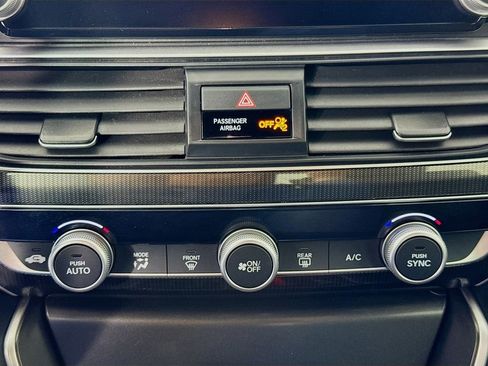 Used 2022 Honda Accord Sport image 17