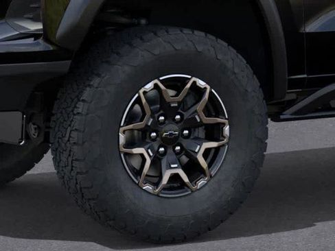 New 2026 Chevrolet Colorado ZR2 w/ Technology Package image 9
