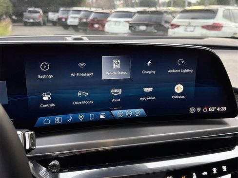 Certified 2024 Cadillac Lyriq Luxury image 11