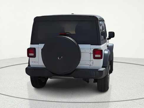 Used 2021 Jeep Wrangler Sport S image 12