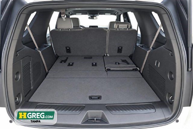 Used 2024 GMC Yukon SLT RWD image 16