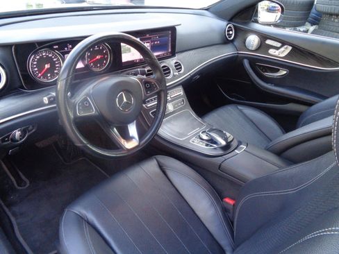 Used 2018 Mercedes-Benz E 400 4MATIC Sedan w/ Premium 1 Package image 7