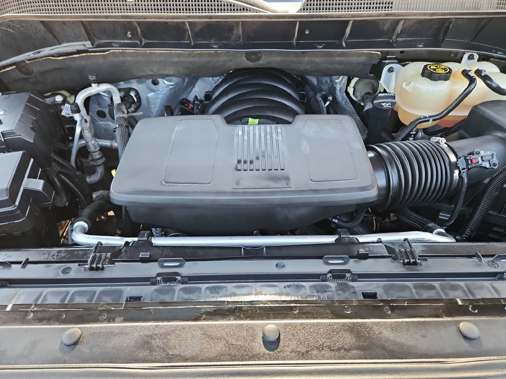 Used 2022 Chevrolet Silverado 1500 LTZ w/ LTZ Convenience Package II AWD/4WD image 37