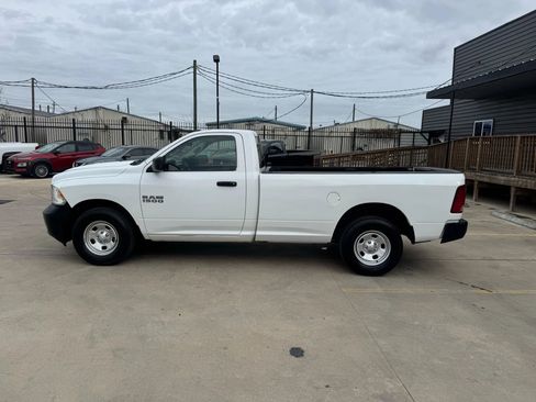 Used 2017 RAM 1500 Tradesman w/ Power & Remote Entry Group image 3
