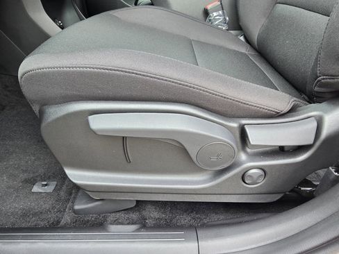 New 2025 Hyundai Santa Fe SE image 16