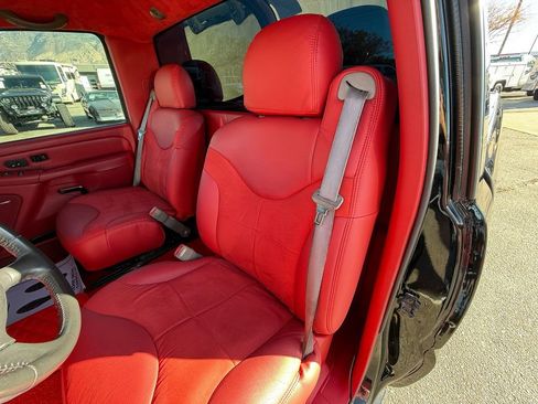 Used 2000 GMC Sierra 1500 SLE image 13